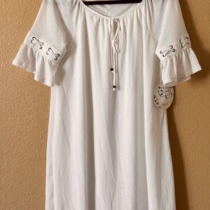 NAIF White Lace-Up Sleeve dress